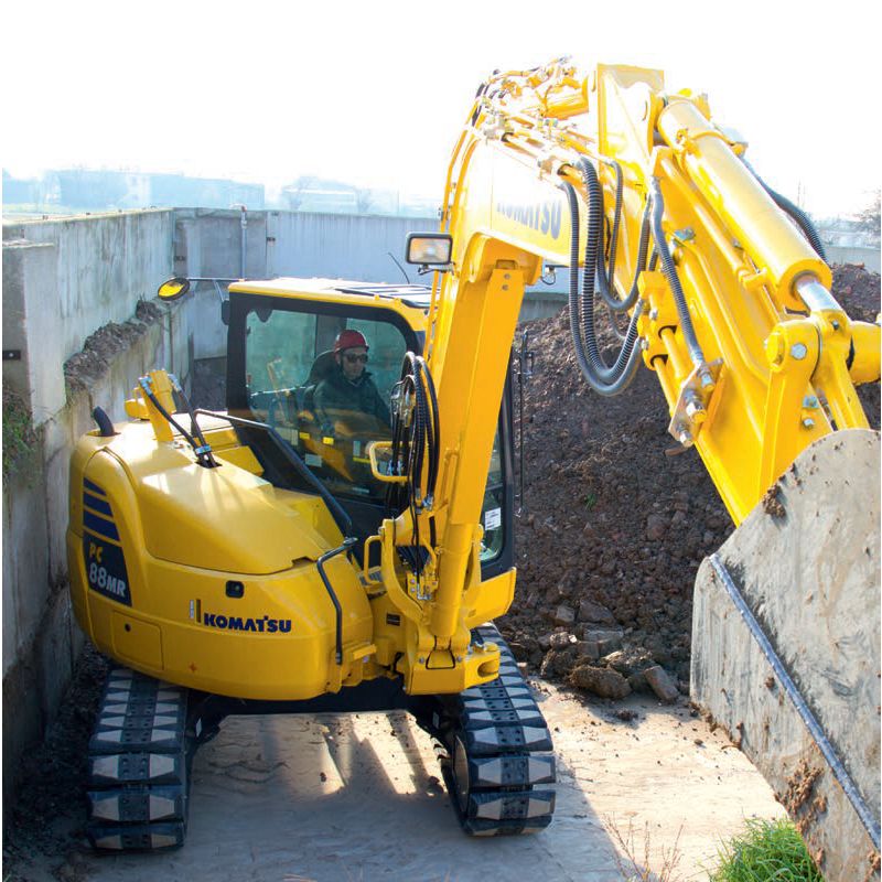 midiescavatore prestazioni elevate komatsu PCMR  noleggio tecnostrutture
