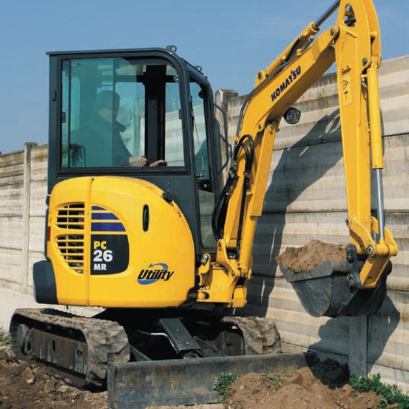 miniescavatore per spazi ristretti komatsu PCMR  noleggio tecnostrutture